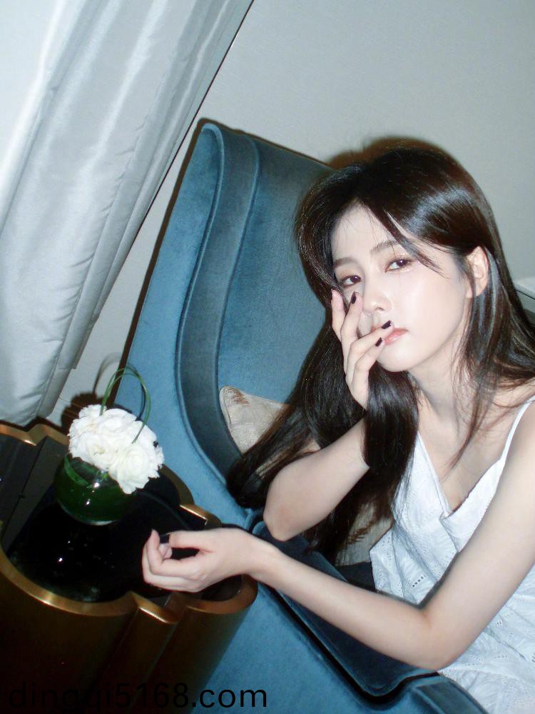 女仆色